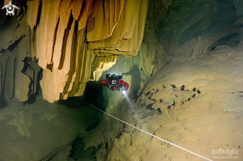 A Curtain stalactites