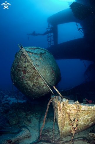 A Salem Express wreck | Salem Express lifeboats