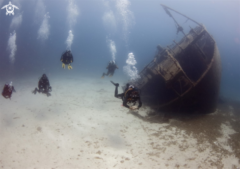 A Kyra Leni wreck 