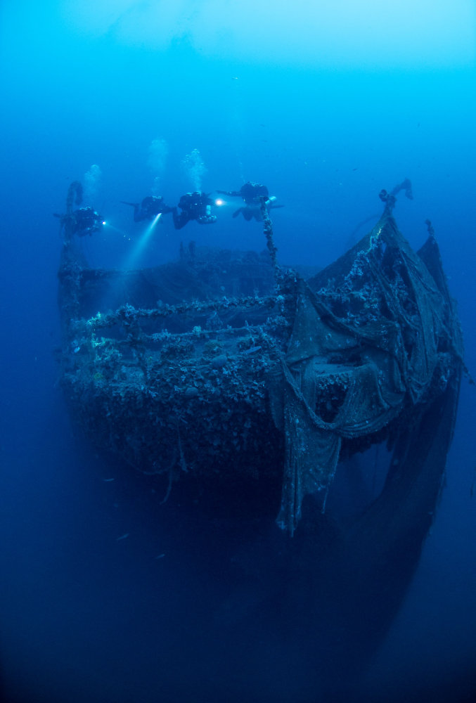 Technical diving - ship wreck